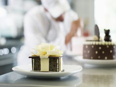 �ٕ������ɂ��s�ǐ��i������X�N